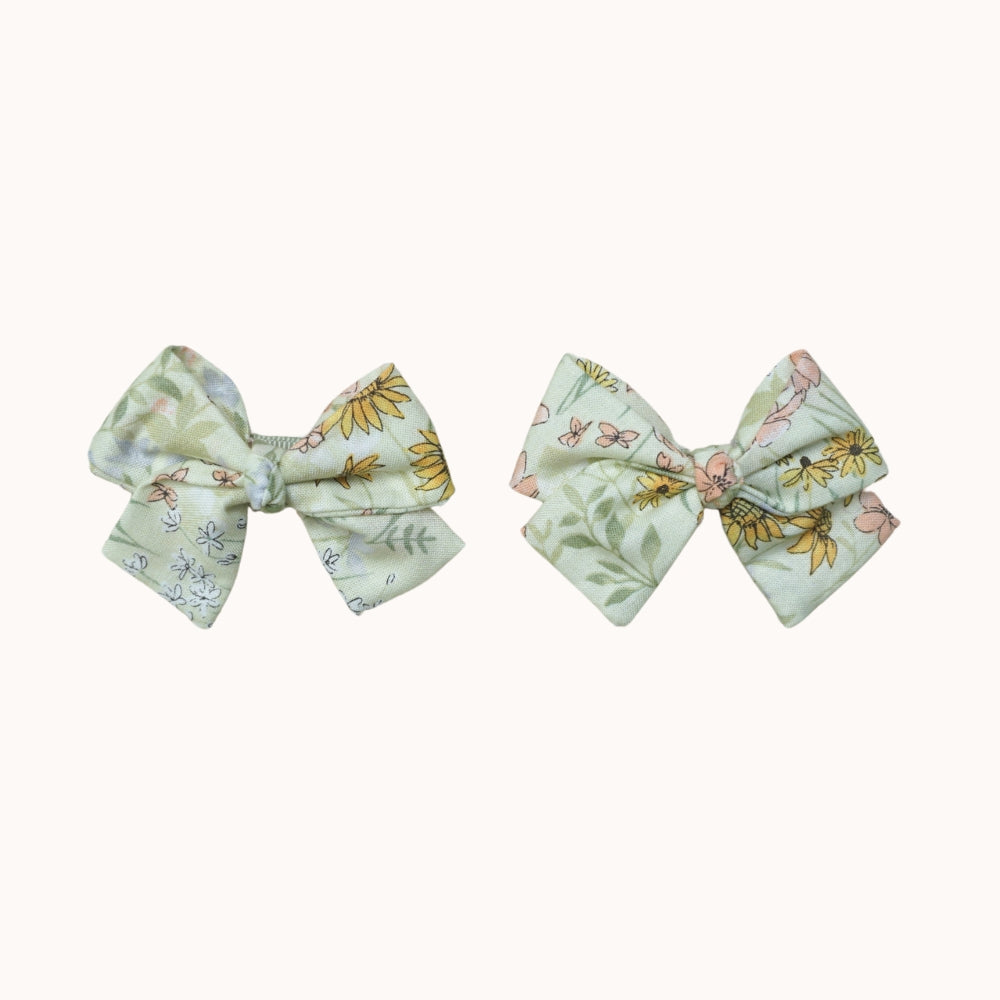 Leaf Lili Whispering Meadow Kids Hair Accessories - Medium Classic Tail Bow Set