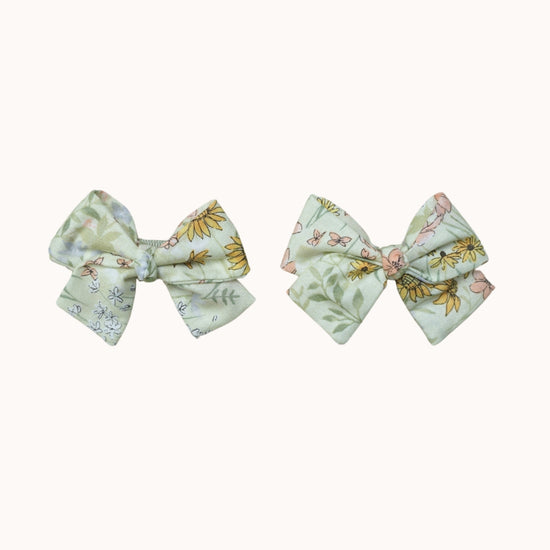 Leaf Lili Whispering Meadow Kids Hair Accessories - Medium Classic Tail Bow Set